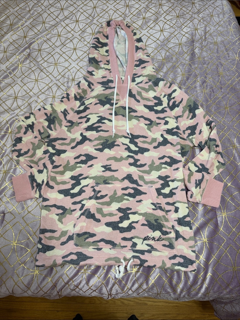 💥 PINK Victoria's Secret Pink & Cream Camo Pullover Hoodie
